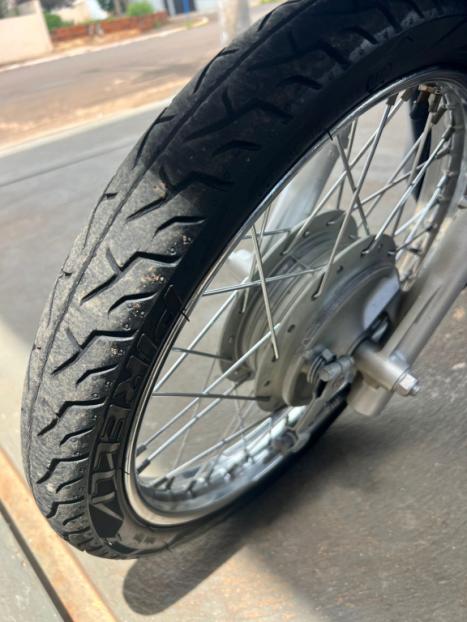 HONDA Biz 100 ES, Foto 8