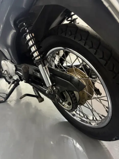 HONDA Biz 100 K, Foto 2
