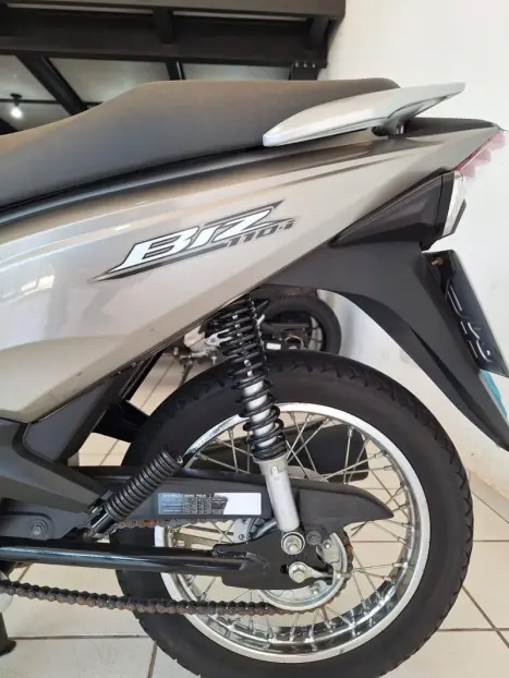 HONDA Biz 110 I , Foto 3