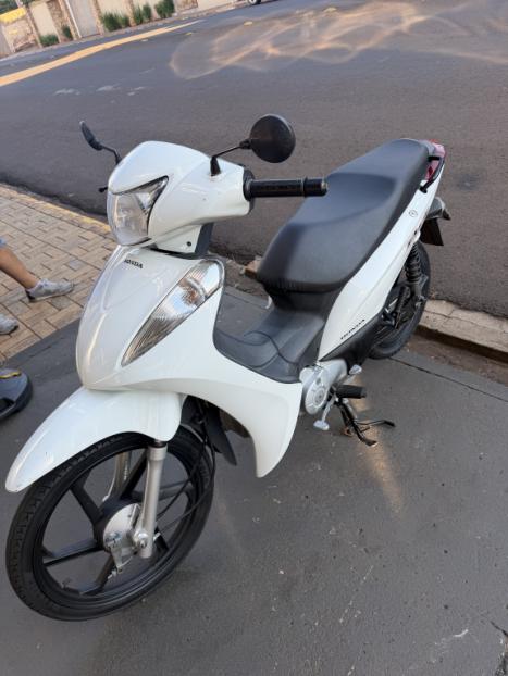 HONDA Biz 110 I , Foto 4