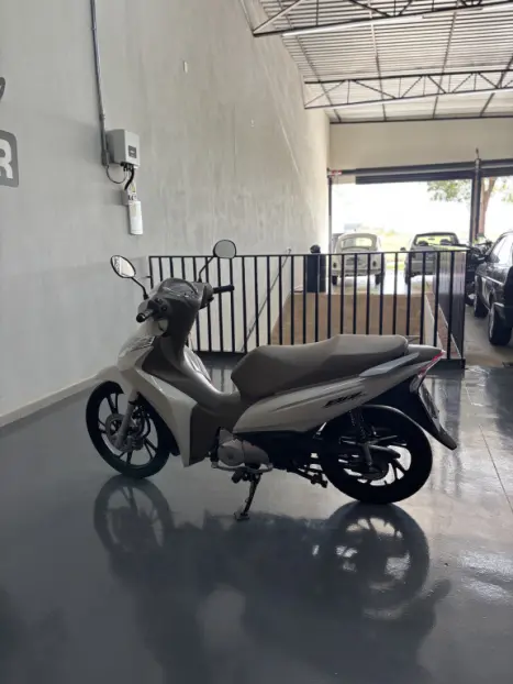 HONDA Biz 125 ES, Foto 6
