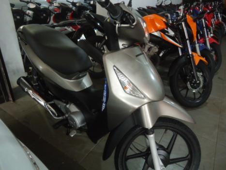 HONDA Biz 125 ES, Foto 2