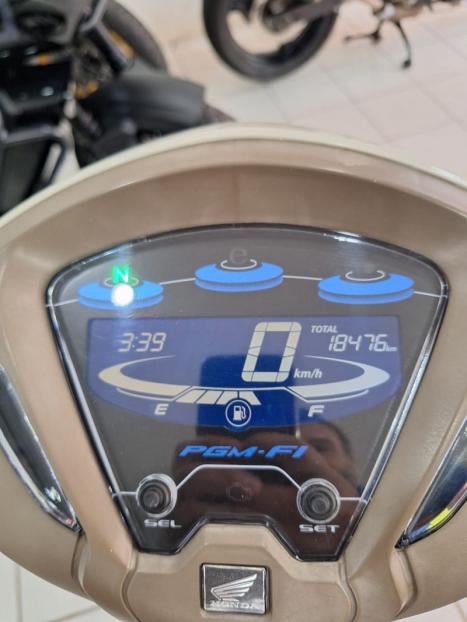 HONDA Biz 125 EX, Foto 3