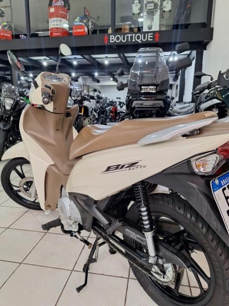 HONDA Biz 125 EX, Foto 4