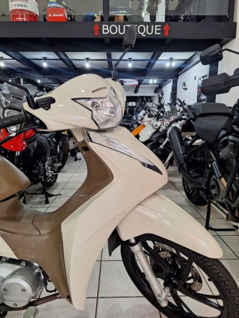 HONDA Biz 125 EX, Foto 7