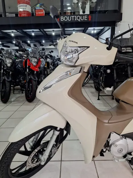 HONDA Biz 125 EX, Foto 11