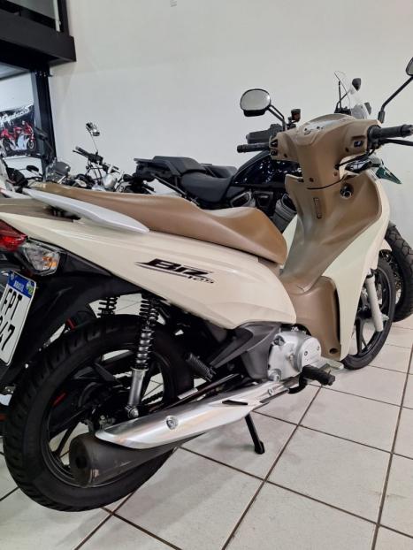 HONDA Biz 125 EX, Foto 15