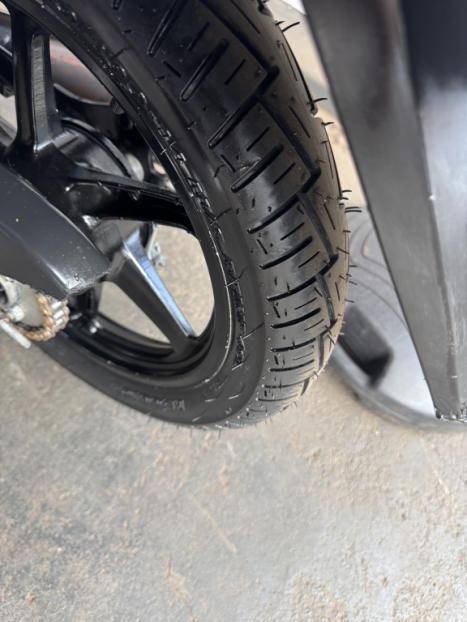 HONDA Biz 125 EX, Foto 3