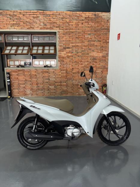 HONDA Biz 125 EX, Foto 6