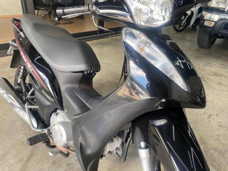HONDA Biz 125 EX, Foto 5