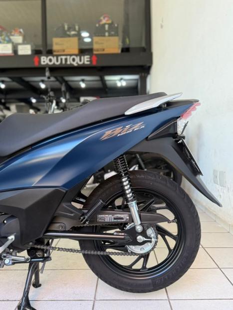 HONDA Biz 125 EX, Foto 7