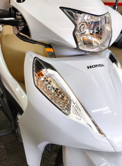 HONDA Biz 125 EX, Foto 7