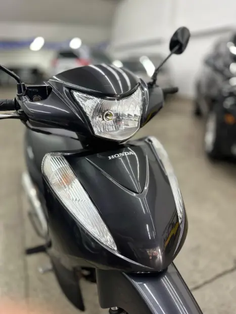 HONDA Biz 125 EX, Foto 7