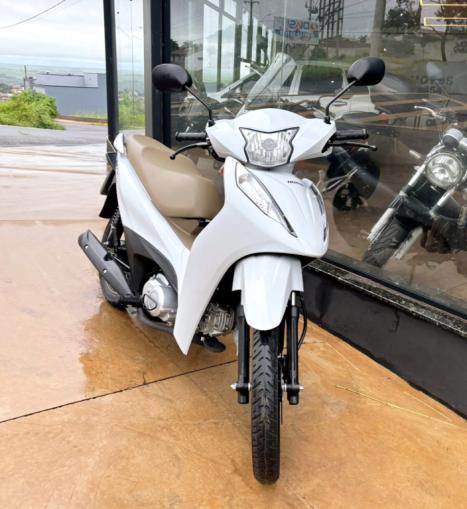 HONDA Biz 125 EX, Foto 2