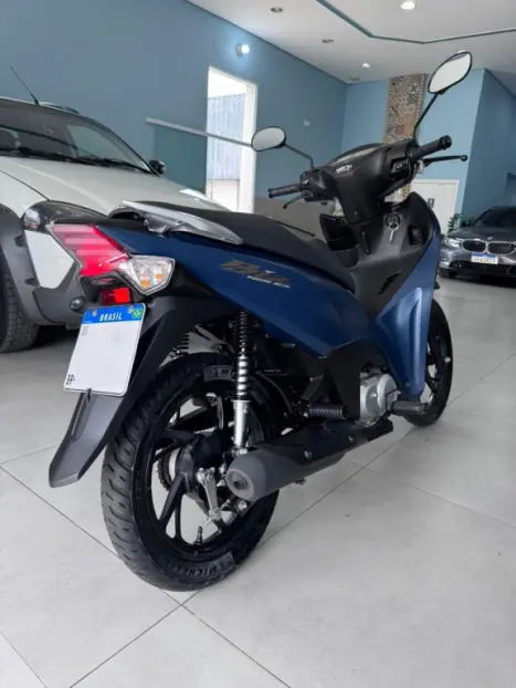 HONDA Biz 125 EX, Foto 8
