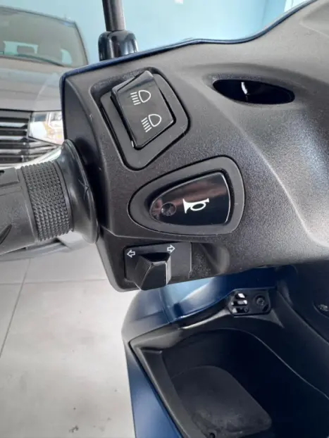 HONDA Biz 125 EX, Foto 16