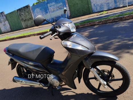 HONDA Biz 125 EX, Foto 4