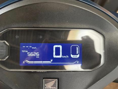 HONDA Biz 125 EX, Foto 2