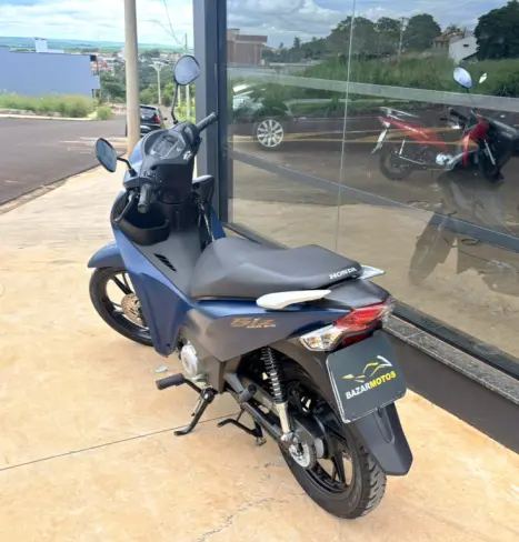 HONDA Biz 125 EX, Foto 4