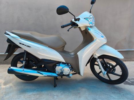 HONDA Biz 125 EX, Foto 2