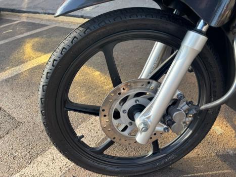 HONDA Biz 125 EX, Foto 6