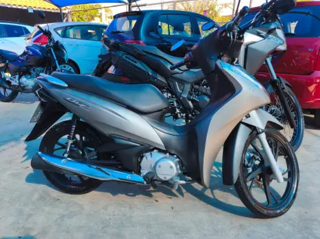 HONDA Biz 125 EX, Foto 4