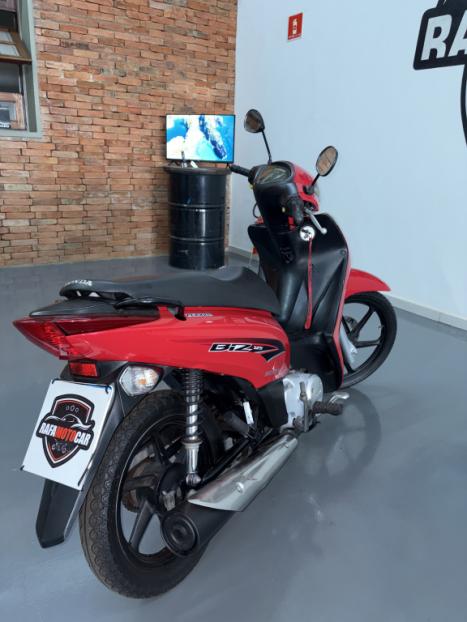 HONDA Biz 125 EX, Foto 2