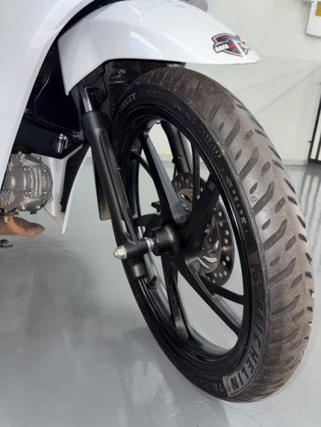 HONDA Biz 125 EX, Foto 3