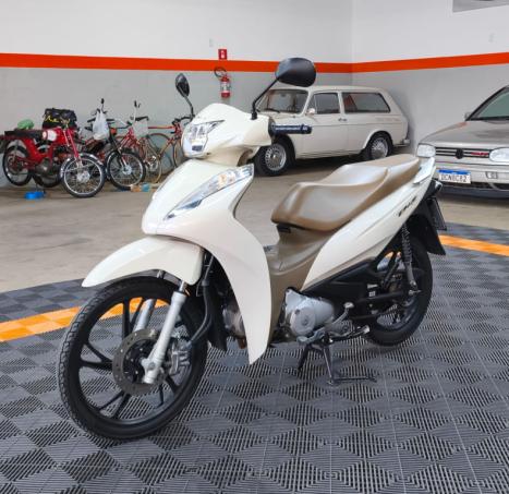 HONDA Biz 125 EX, Foto 2
