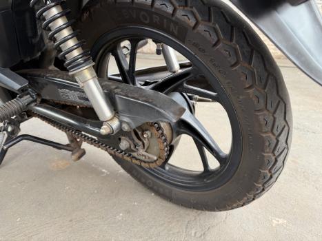 HONDA Biz 125 EX, Foto 9