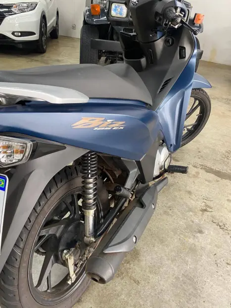 HONDA Biz 125 EX, Foto 3