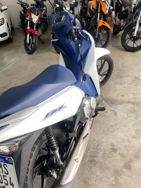 HONDA Biz 125 FLEX, Foto 2