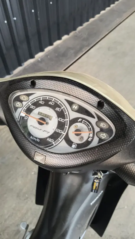 HONDA Biz 125 KS, Foto 8