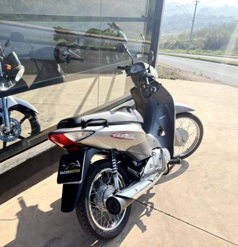 HONDA Biz 125 KS, Foto 2