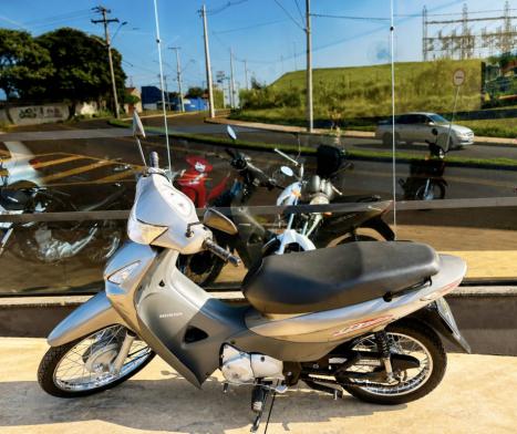 HONDA Biz 125 KS, Foto 3