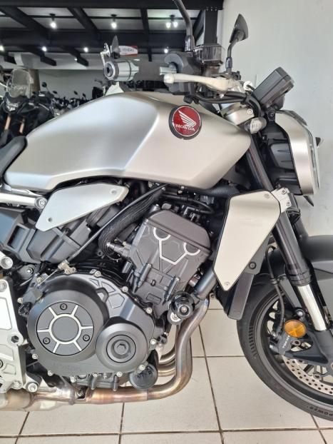 HONDA CB 1000 R ABS, Foto 13