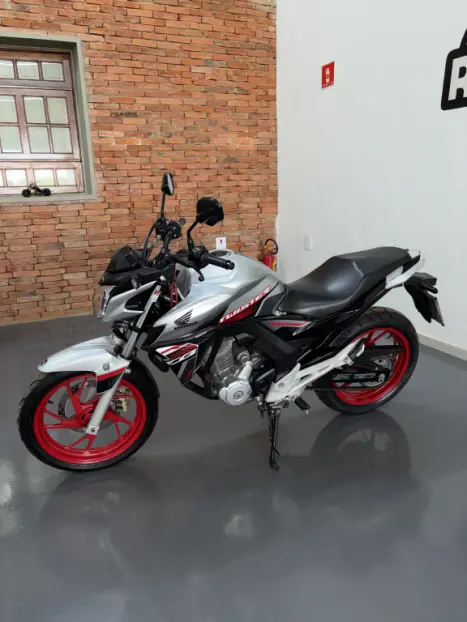 HONDA CB 250 F Twister FLEXONE, Foto 6