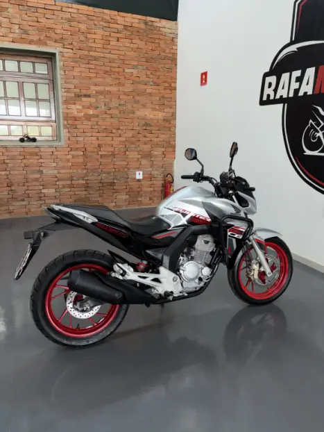 HONDA CB 250 F Twister FLEXONE, Foto 9