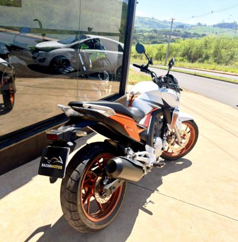 HONDA CB 250 F Twister FLEXONE, Foto 4