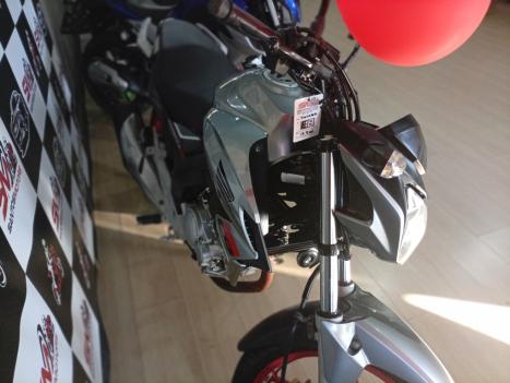 HONDA CB 250 F Twister , Foto 5