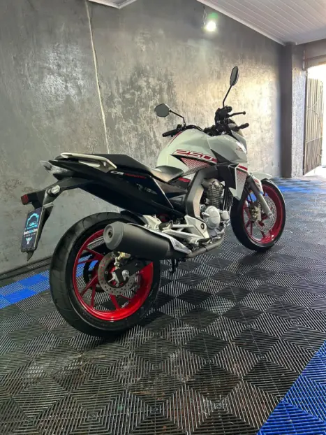 HONDA CB 250 F Twister FLEXONE, Foto 3