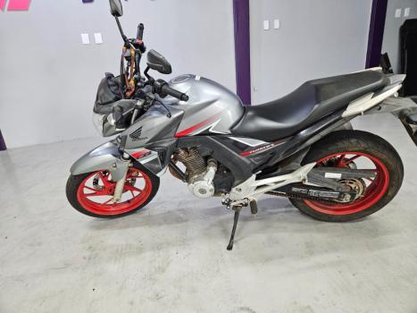HONDA CB 250 F Twister FLEXONE, Foto 2