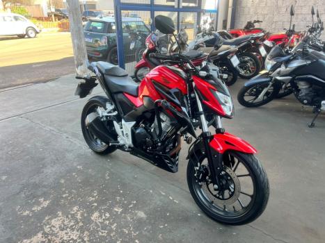 HONDA CB 300 F Twister FLEX CBS, Foto 3