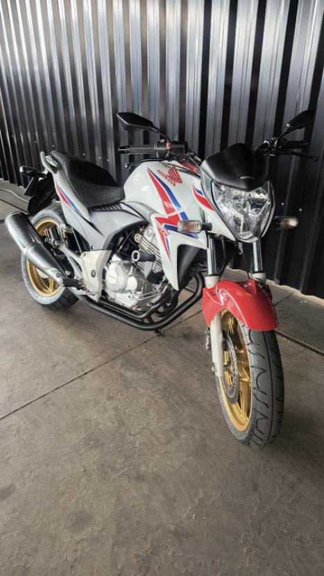 HONDA CB 300 R FLEX, Foto 2