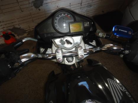 HONDA CB 300 R STD, Foto 3