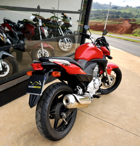 HONDA CB 300 R STD, Foto 4