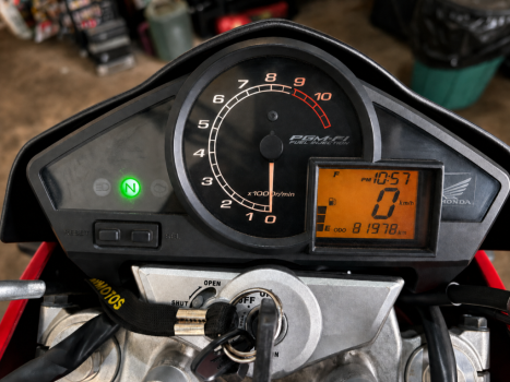 HONDA CB 300 R STD, Foto 7