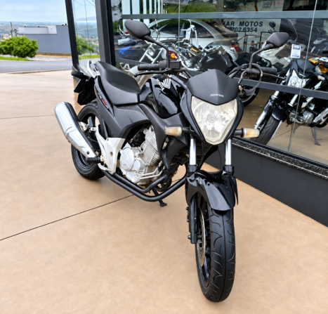 HONDA CB 300 R STD, Foto 5