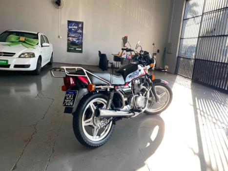 HONDA CB 400 I, Foto 3