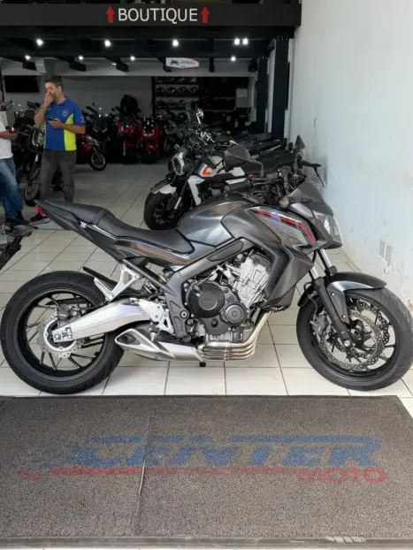 HONDA CB 650 F , Foto 1